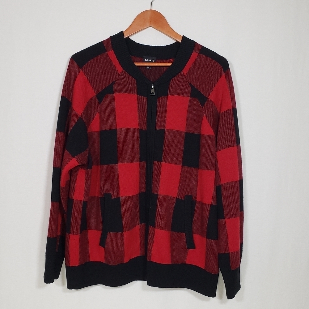 Torrid Buffalo Plaid Full Zip Cardigan Bomber Sweater Jacket Red Black Size 2